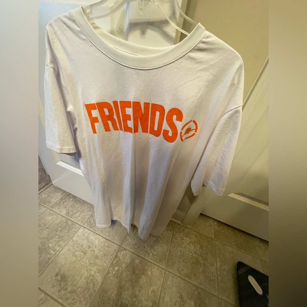 VLONE Tee Shirt Sz XL
